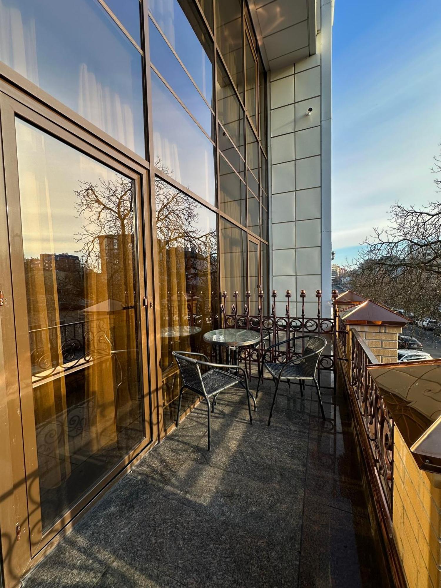 Hotel Atmosphere Poltava Værelse billede
