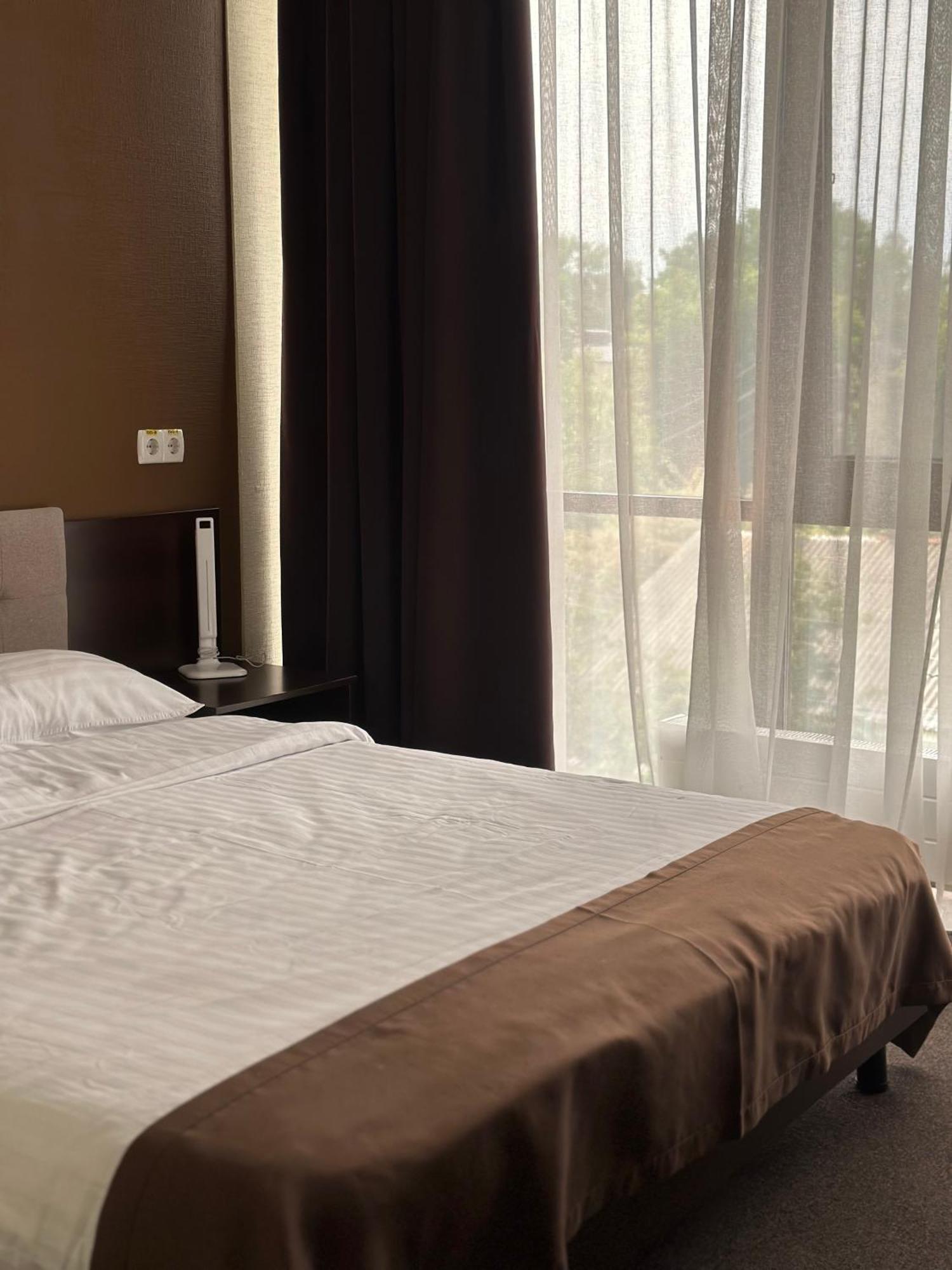 Hotel Atmosphere Poltava Eksteriør billede