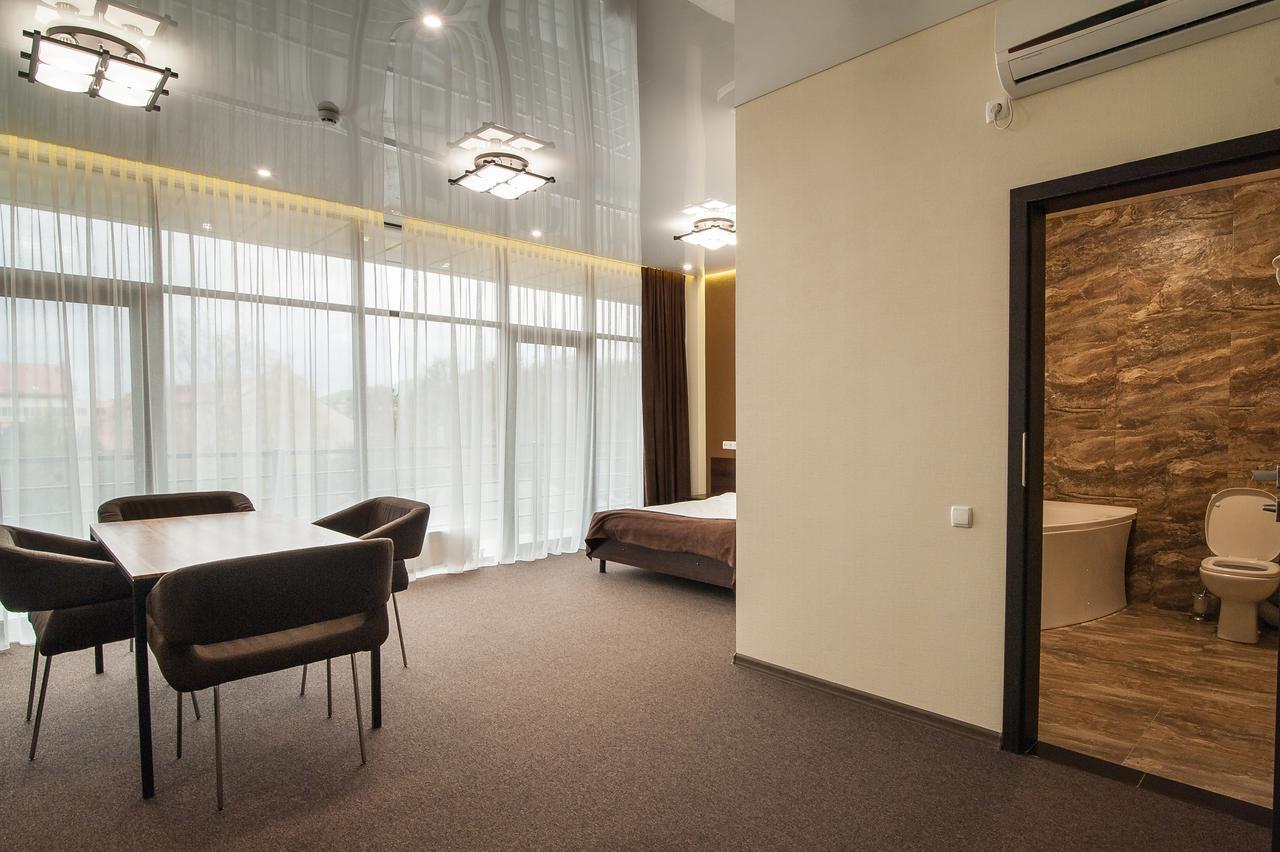 Hotel Atmosphere Poltava Eksteriør billede
